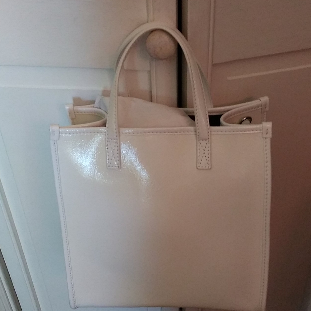 Verscace white patent leather tote - Picture 2 of 3
